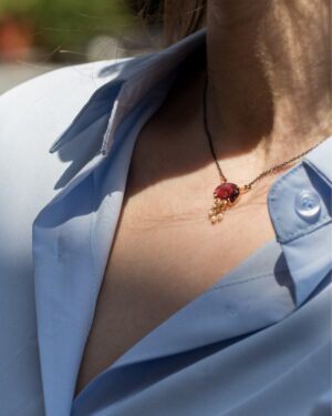 Vintage κολιέ με πέτρα βουργουνδί